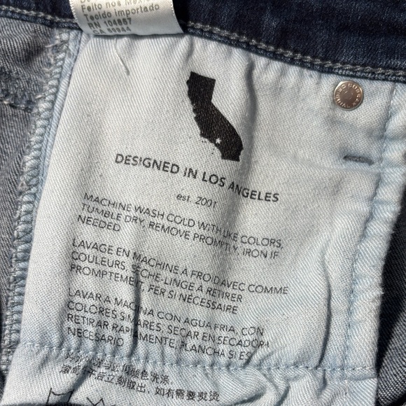 Classic High Rise Jeans - Picture 6 of 10